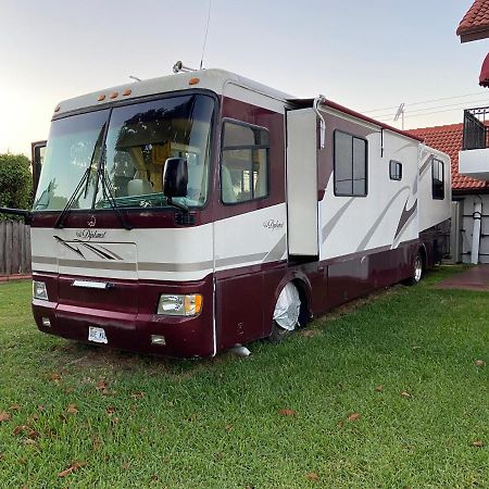 Remodeled And Comfortable Rv - Free Parking Μαϊάμι Εξωτερικό φωτογραφία