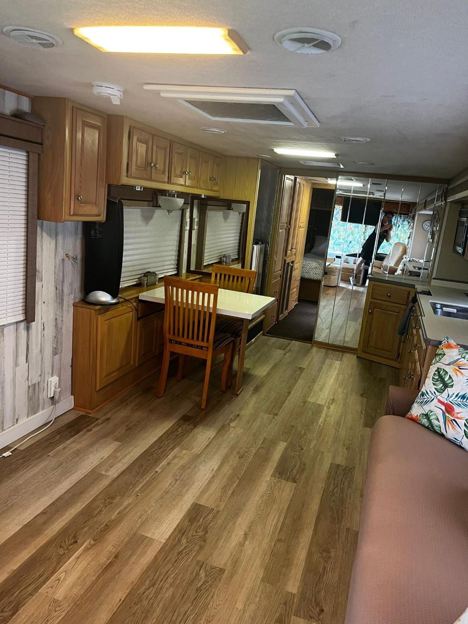 Remodeled And Comfortable Rv - Free Parking Μαϊάμι Εξωτερικό φωτογραφία