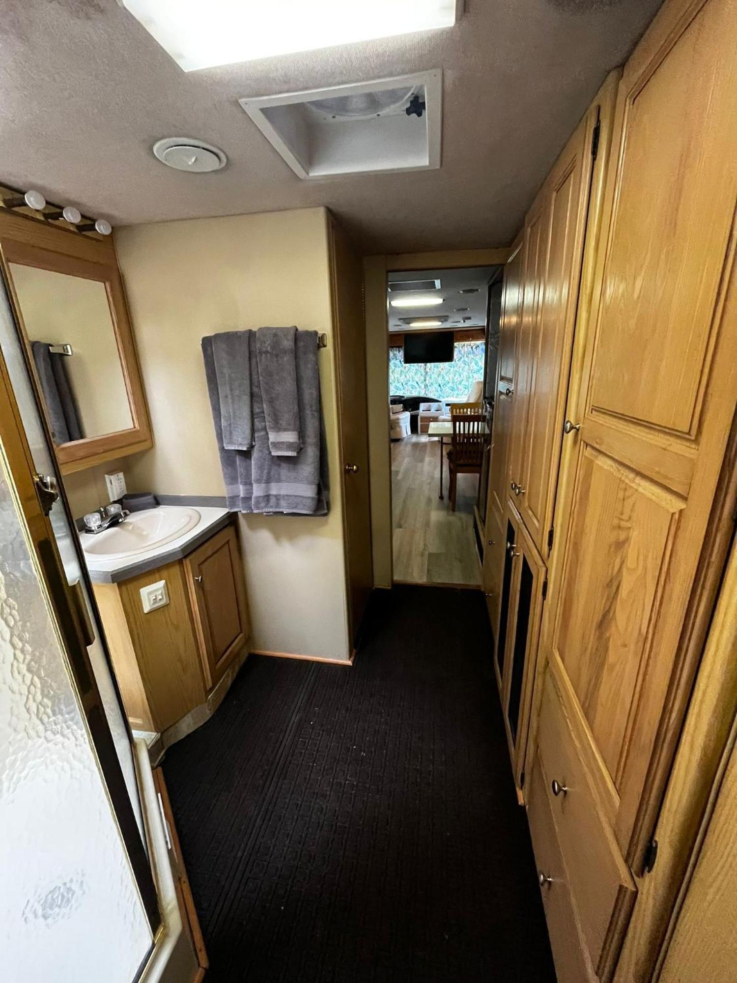 Remodeled And Comfortable Rv - Free Parking Μαϊάμι Εξωτερικό φωτογραφία